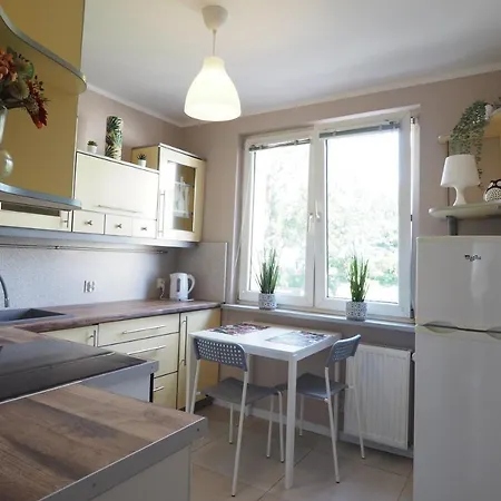 Kghn Wyszynskiego Ii 아파트