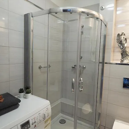 Apartamento Kghn Wyszynskiego Ii